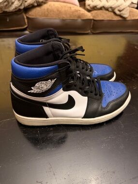 Jordan 1 Royal Toe Men's Athletic Shoes Black White Blue 10.5